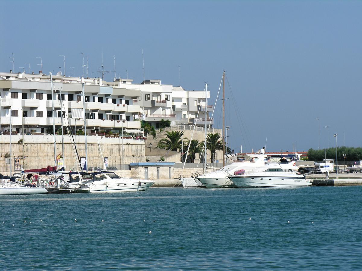 B&B La Baia Sea Rooms Bisceglie Exterior photo